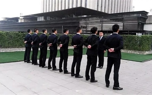 武穴持牌催收机构的正确打开方式：老司机教你避开这5大雷区